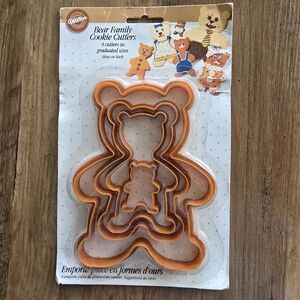 Vintage Wilton Bear Family Plastic Cut Out Cookie Cutters Set of 4 (1994) NEW